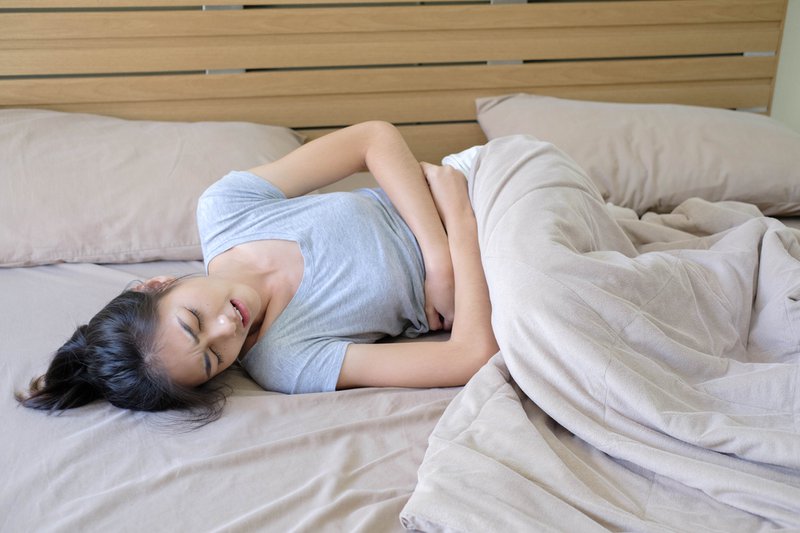 Triệu chứng đau bụng dưới